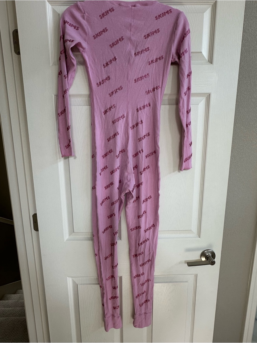 SKIMS Pink Rhinestone Logo Onesie Pajamas – Size Small 💗✨ - Picture 5 of 6